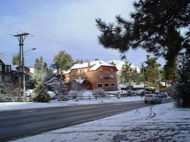 Hosteria Nuevo Pinar Сан-Карлос-де-Барилоче Экстерьер фото